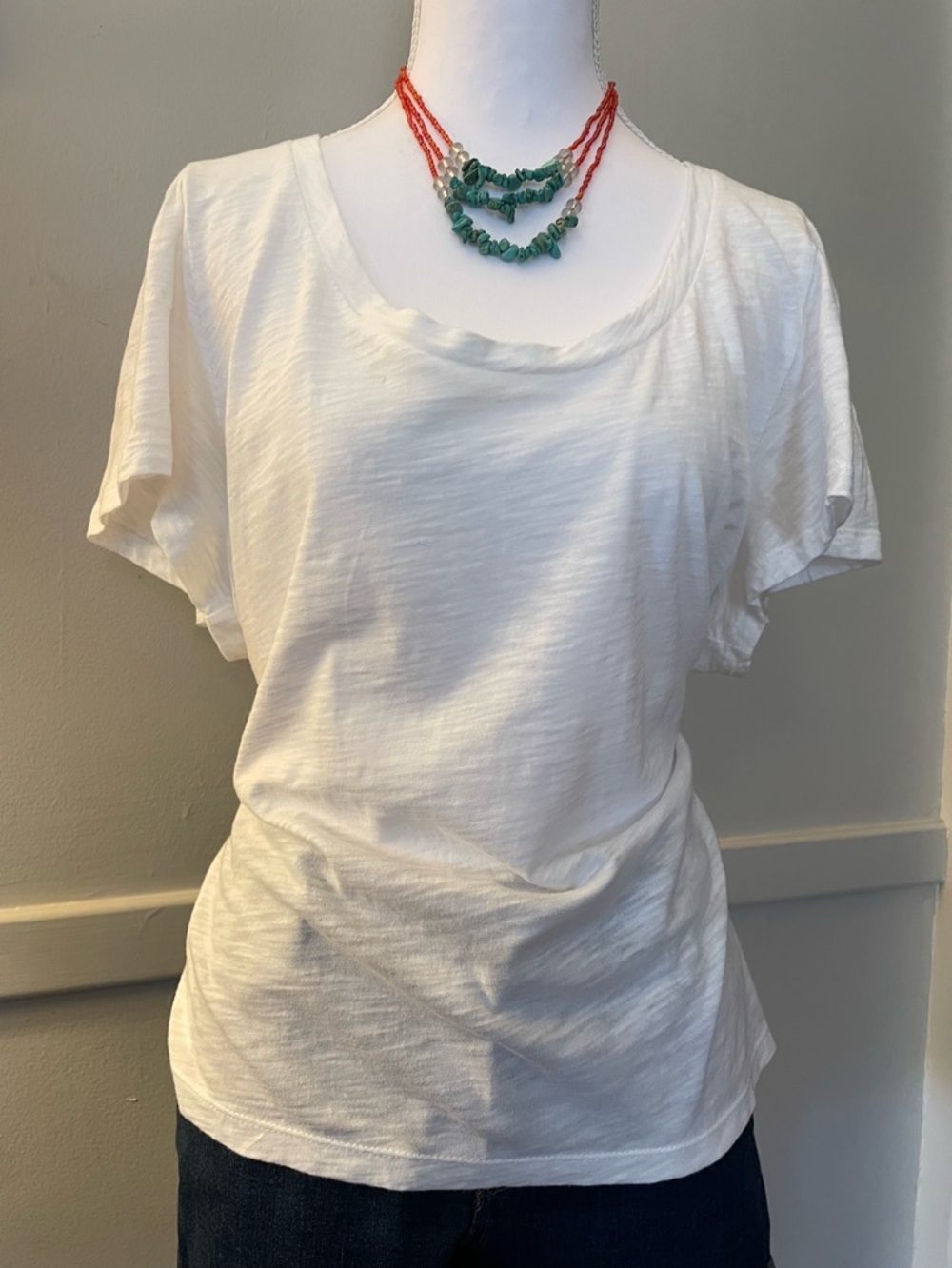 GAP White Scoop Neck Short Sleeve Top